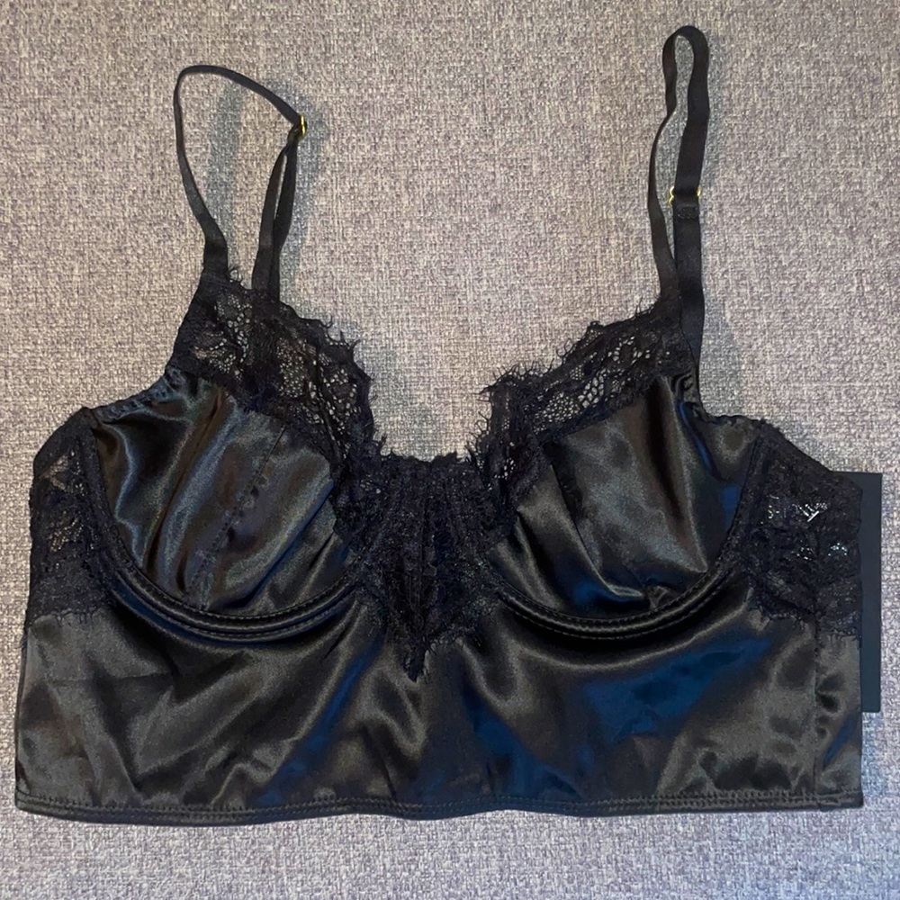 Lace Black Cropped Top